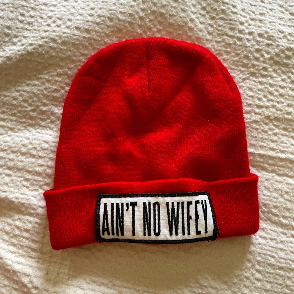 Dimepiece LA Ain’t No Wifey red beanie